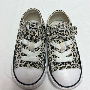 Toddler girls, cheetah, print, converse tennis shoes